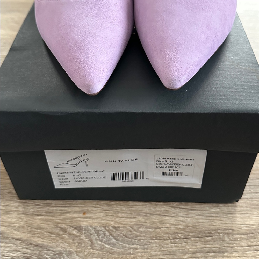 Ann Taylor Lavender Strappy Heels - 8.5 - Picture 4 of 4